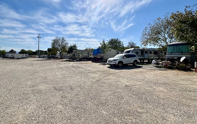 Castaic Lake RV Park 31540 Ridge Road Castaic 9004
