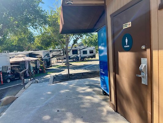 Castaic Lake RV Park 31540 Ridge Road Castaic 9035