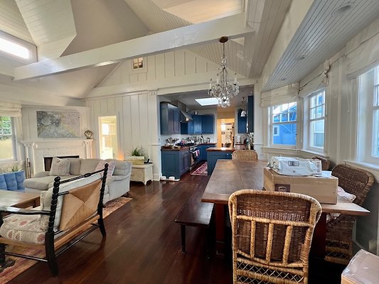 139 Fraser Ave - Mike Bigelow 7092
