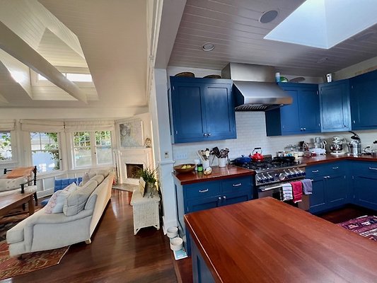 139 Fraser Ave - Mike Bigelow 7095