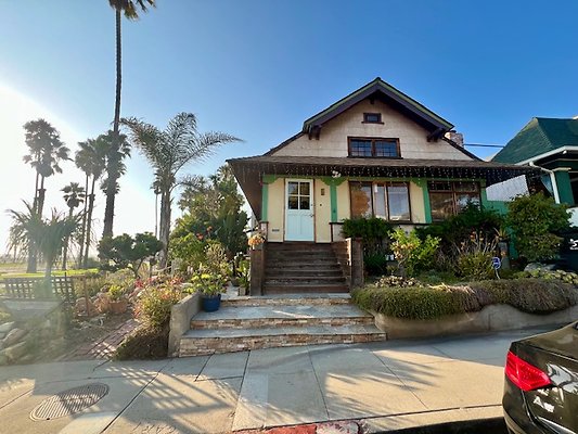 117 Fraser Ave - Alison McGourty 7237