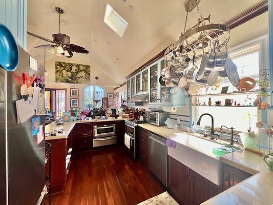 155 Hart Ave - Kathy McIntryre 6848