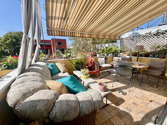 155 Hart Ave - Kathy McIntryre 6860