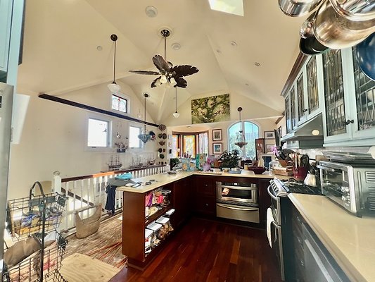 155 Hart Ave - Kathy McIntryre 6847