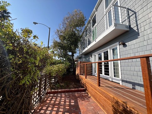 116 Fraser Ave - Barb Rapp 7014