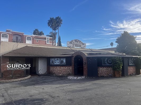West LA - Guidos - 11980 Santa Monica Blvd, Los Angeles, CA 90025