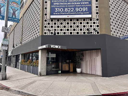 Venice - Charcoal - 425 Washington Blvd, Venice, CA 90292