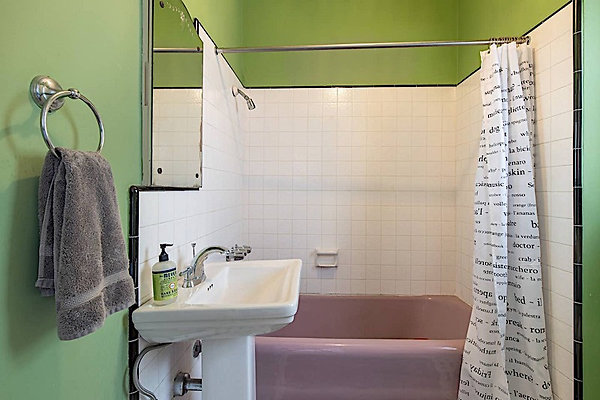 11746 bath 1