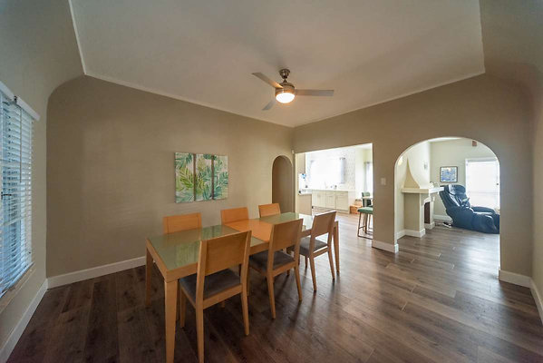 13472 dining 2