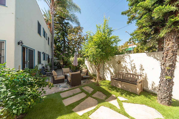 13472 garden 1