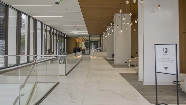 Union-Bank-Plaza-Lobby-035
