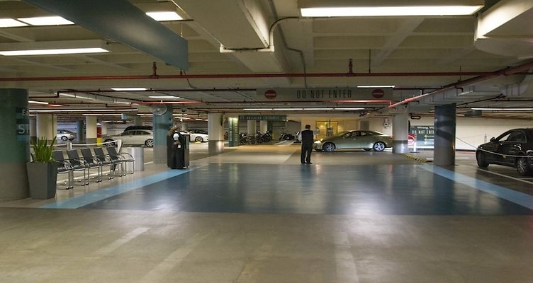 Union-Bank-Plaza-Parking-Street-Level-08-1