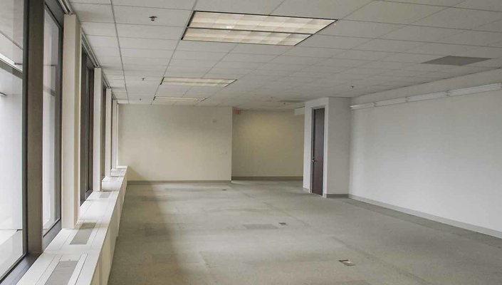 Union-Bank-Plaza-17th-Floor-073