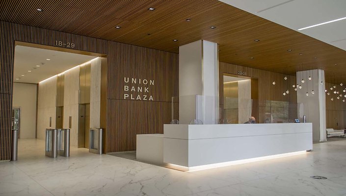Union-Bank-Plaza-Lobby-007