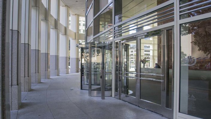 777-Tower-Exterior-002