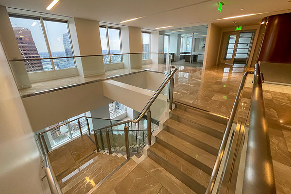 777Tower 32ndFloor-01