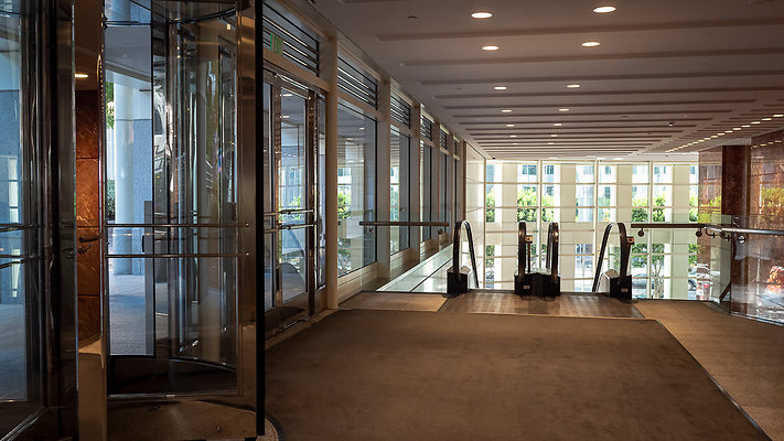777Tower Lobby-32