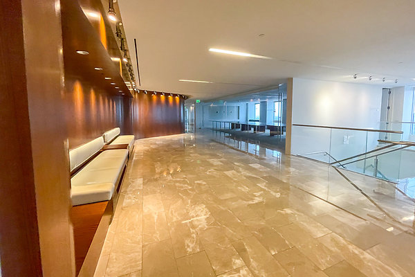 777Tower 32ndFloor-04