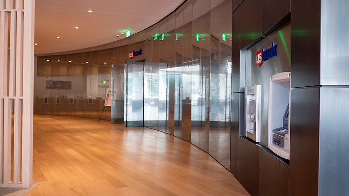 USBankTower Lobby-58