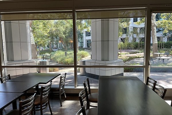 999 Closed Restaurant (14)