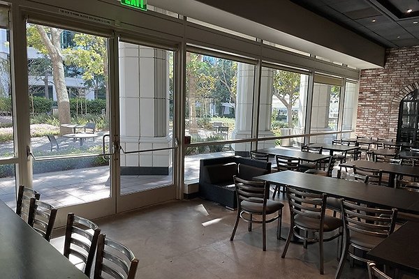 999 Closed Restaurant (15)