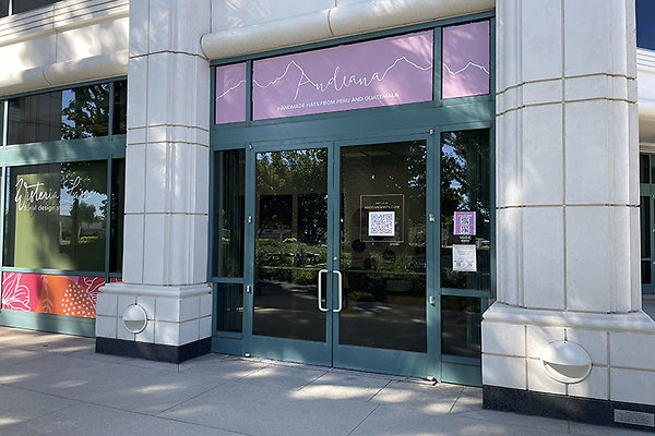 600 Lobby - 26th Street (24)