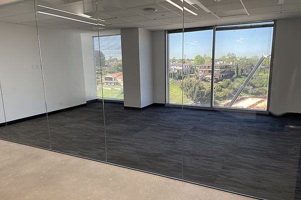 900Suite3043