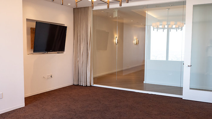 BankofAmericaPlaza Suite3625-10