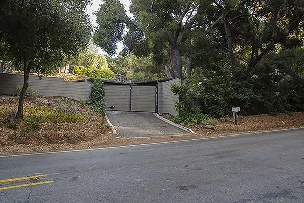 Agoura - 616 Cold Canyon Road 91302 -  5097 - Toni