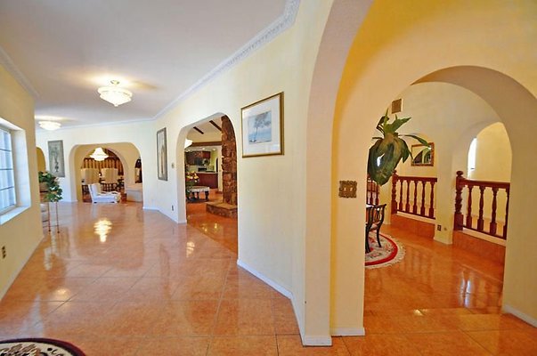 UNIVERSAL-9794-ACTON-29