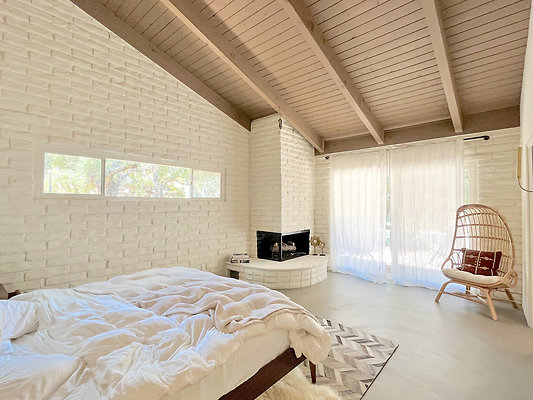 White Brick Ranch 89