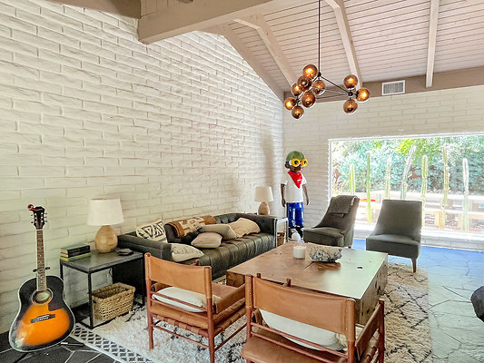 White Brick Ranch 3