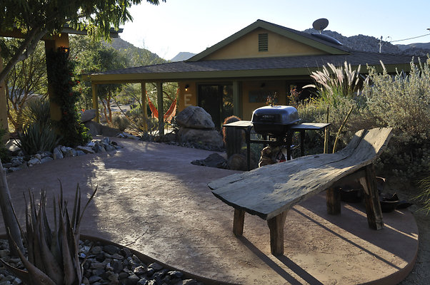 13065 patio 3