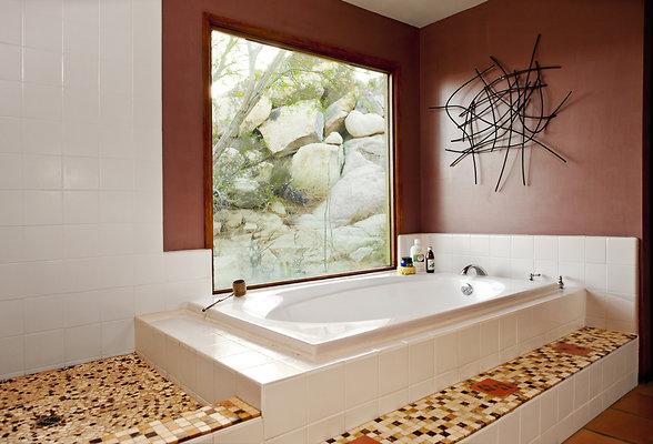 13065 bath 1