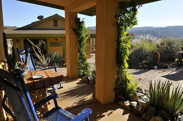 13065 patio 1