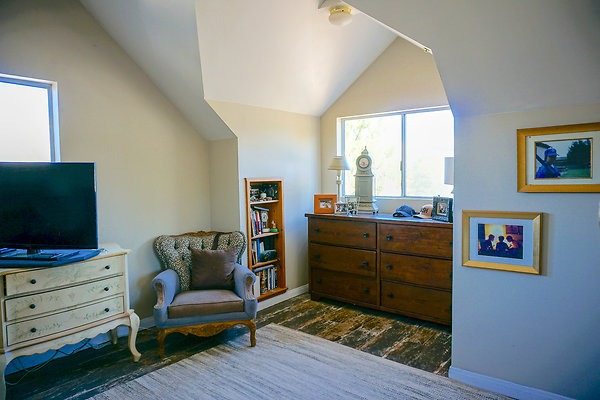 Clarita Cabin 18