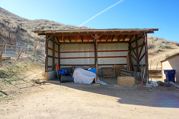 Clarita Cabin 65