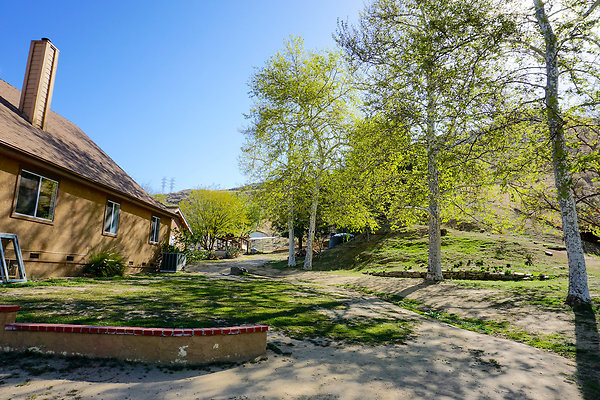 Clarita Cabin 32