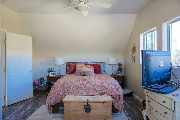 Clarita Cabin 20
