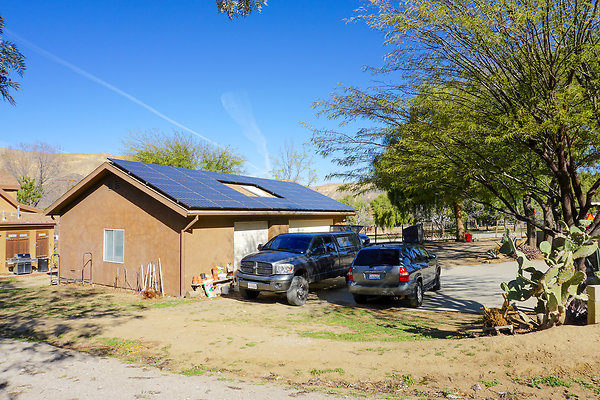 Clarita Cabin 50