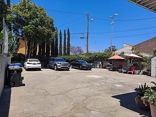 10991 parking 1