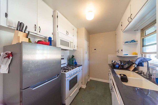 13914 apartment 9