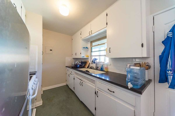 13914 apartment 10
