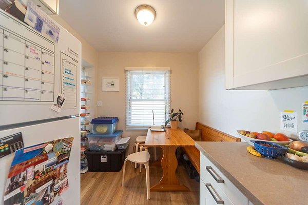 13914 dining 2