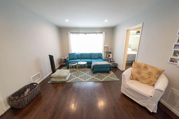 11806 living 3
