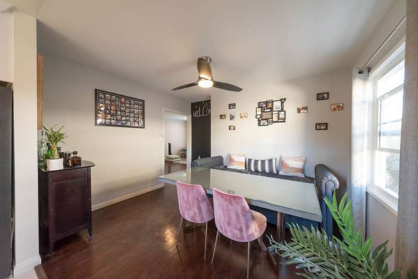 11806 dining 3