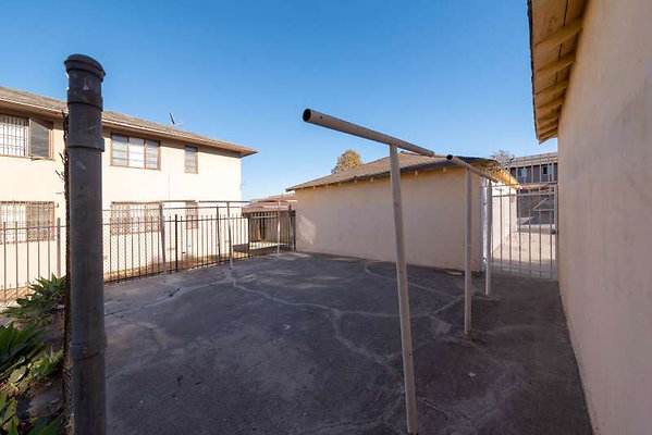 11806 patio 2
