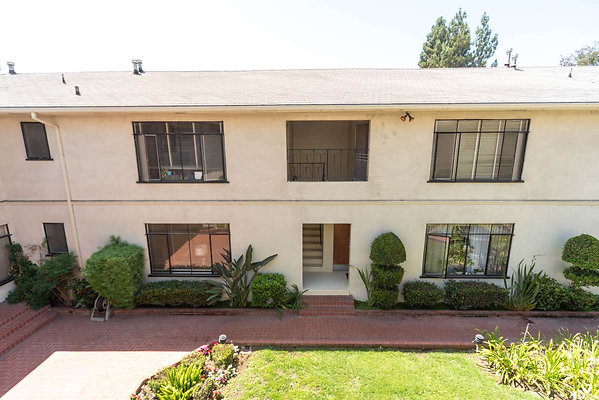 12415 courtyard 12