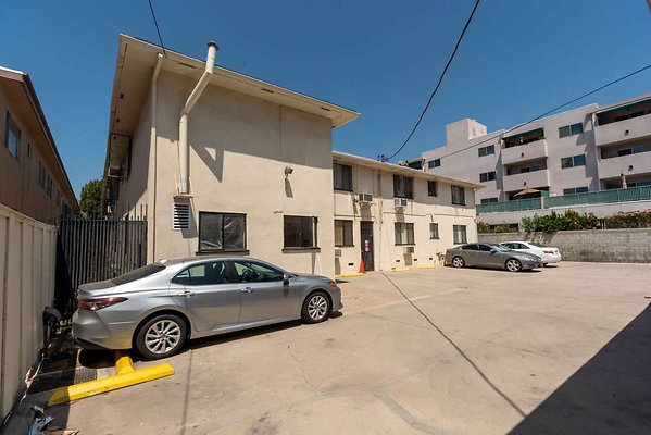 12415 parking 3