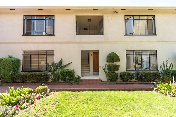 12415 courtyard 6